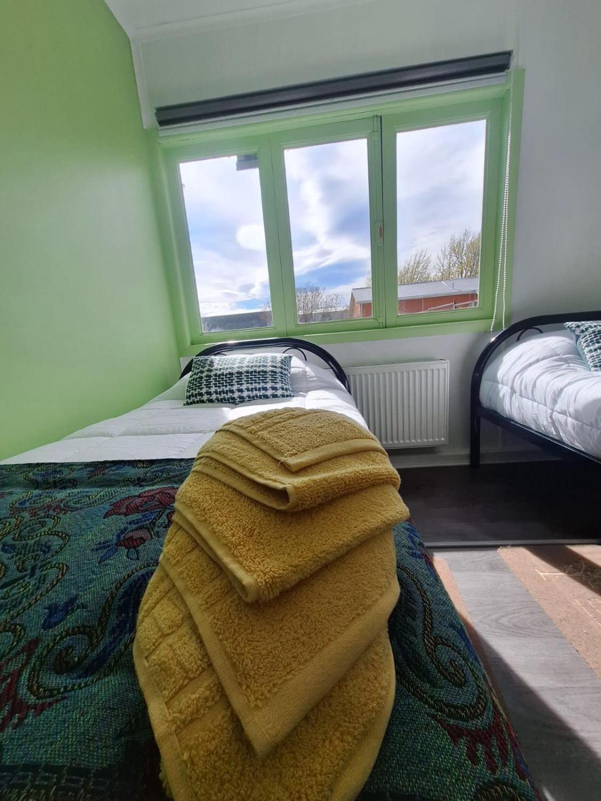 Hostel Kuntur Пуерто Наталес Екстериор снимка