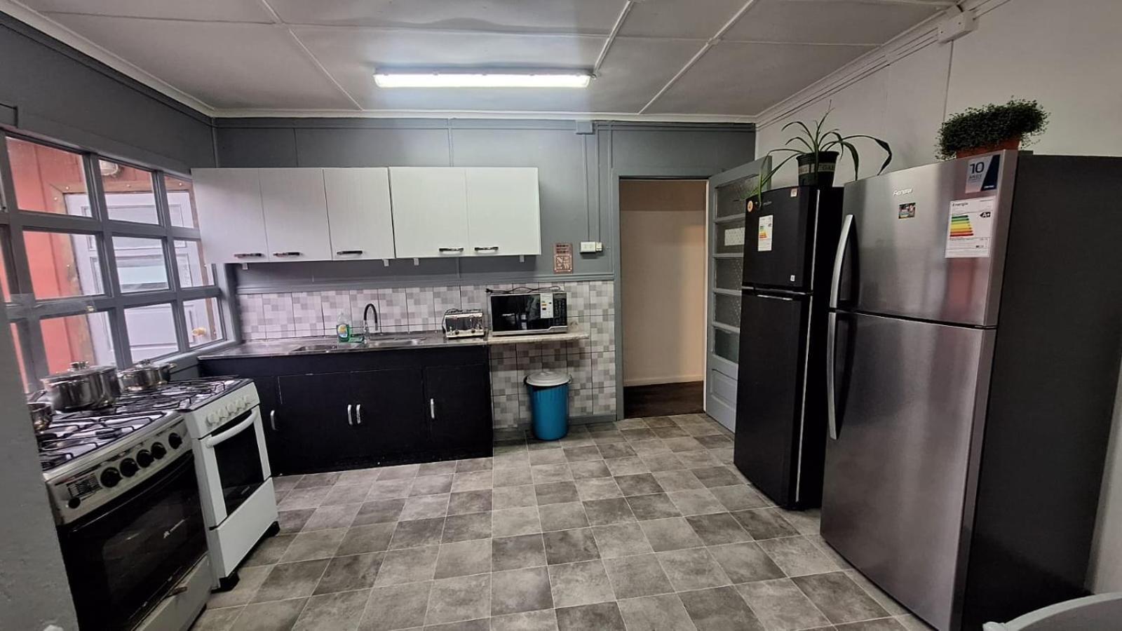 Hostel Kuntur Пуерто Наталес Екстериор снимка