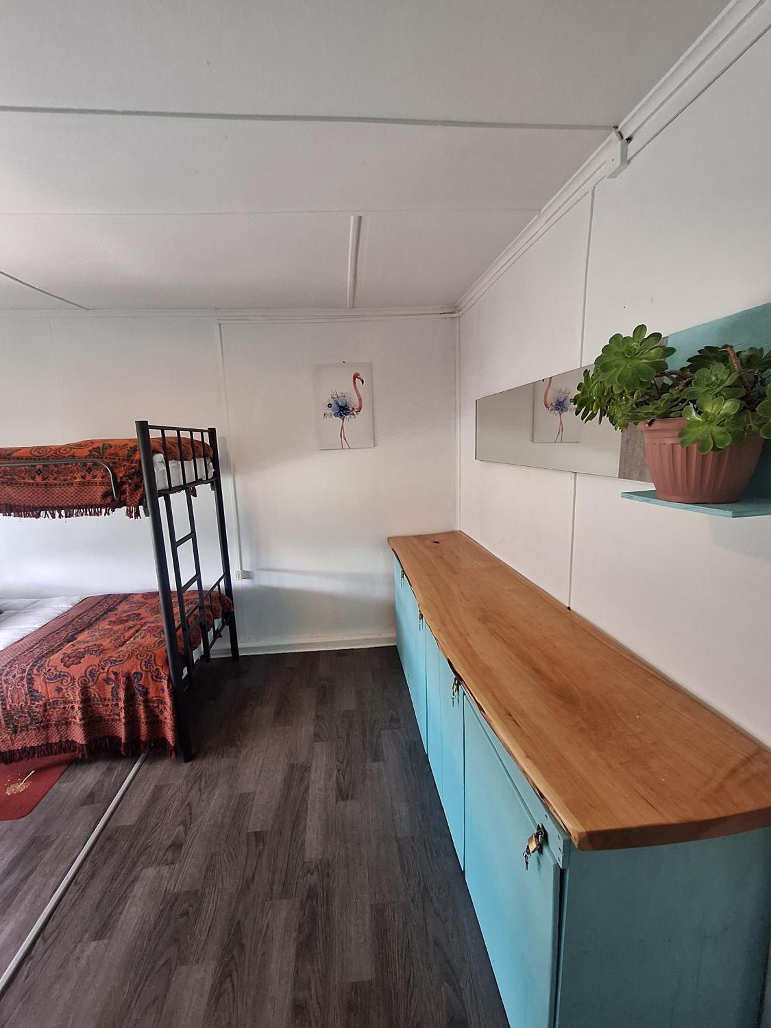 Hostel Kuntur Пуерто Наталес Екстериор снимка
